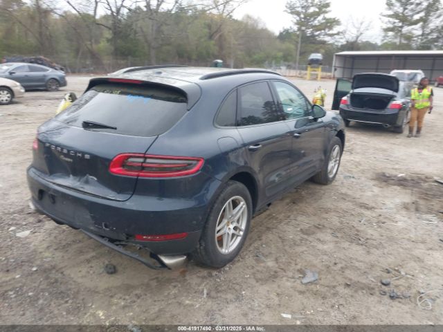 2017 PORSCHE MACAN WP1AA2A58HLB04879 Photo 3