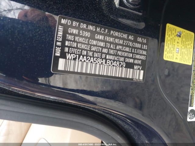 2017 PORSCHE MACAN WP1AA2A58HLB04879 Photo 8