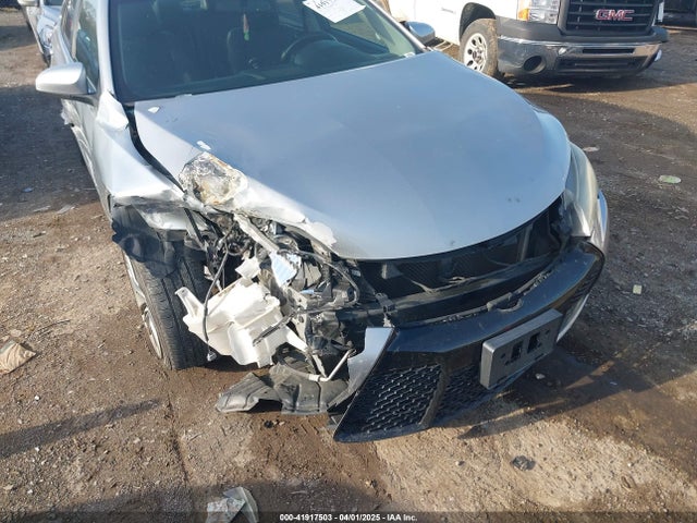 4T1BF1FK2FU482456 Toyota CAMRY SE