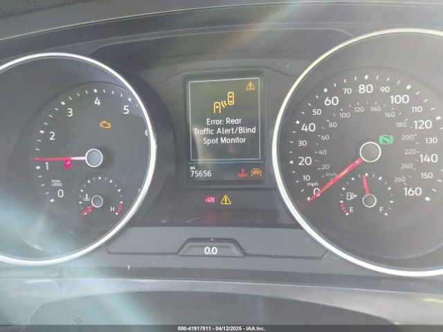 3VV3B7AX9JM068003 Volkswagen Tiguan
