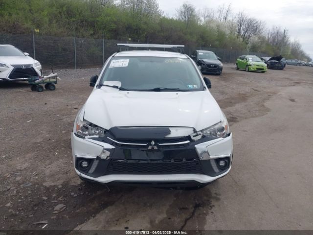 JA4AR3AU5JZ031314 Mitsubishi Outlander Sport 2.0 Le