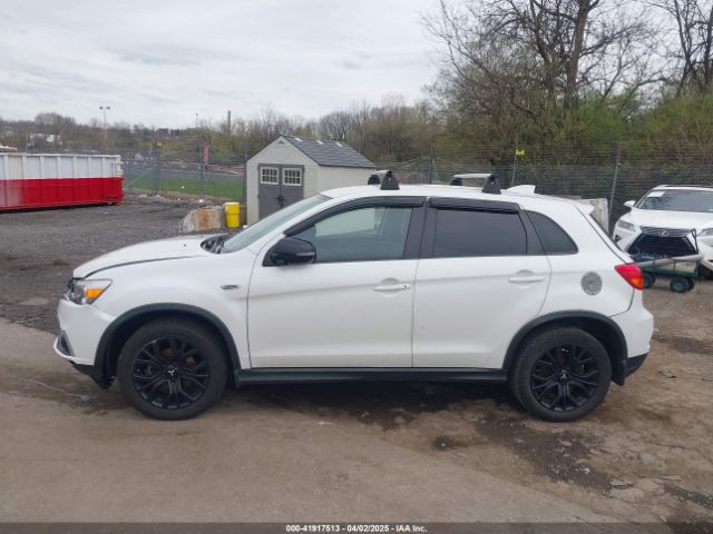 JA4AR3AU5JZ031314 Mitsubishi Outlander Sport 2.0 Le