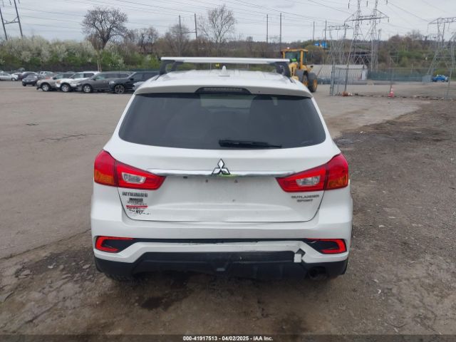 JA4AR3AU5JZ031314 Mitsubishi Outlander Sport 2.0 Le