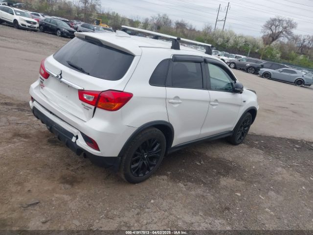 JA4AR3AU5JZ031314 Mitsubishi Outlander Sport 2.0 Le
