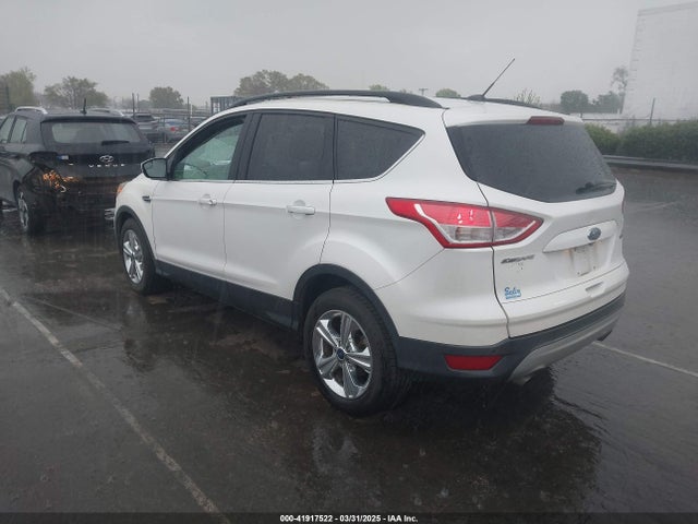 1FMCU0GX4GUC23998 Ford ESCAPE SE