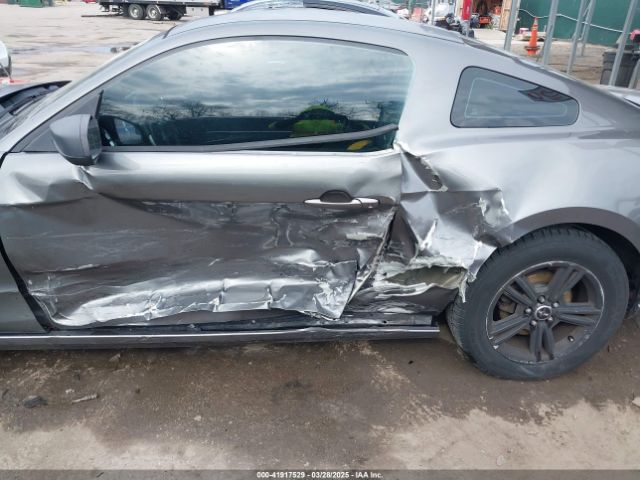 1ZVBP8AM1E5277123 Ford Mustang V6