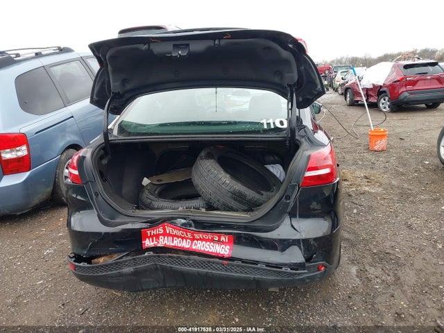 1FADP3F23GL280843 Ford FOCUS SE