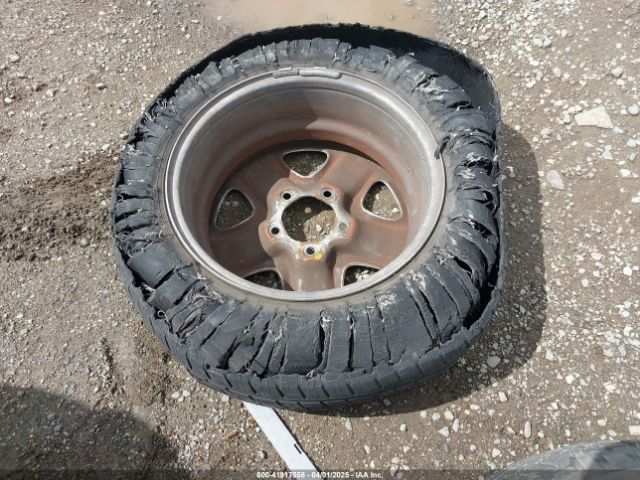 5TFEY5F10KX250294 Toyota Tundra Sr5 5.7l V8
