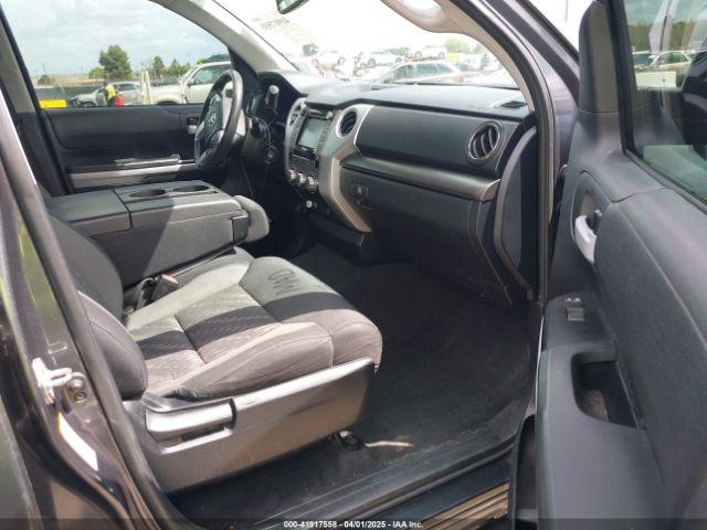 5TFEY5F10KX250294 Toyota Tundra Sr5 5.7l V8