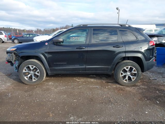 1C4PJMBB5GW132003 Jeep Cherokee Trailhawk