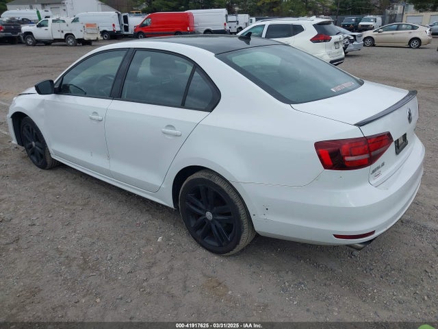 3VWD17AJXJM251750 Volkswagen Jetta 1.8t Se Sport