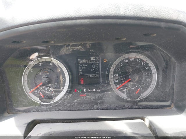 1C6RR7FG5MS577277 RAM 1500 Classic Tradesman  4x4 6'4 Box