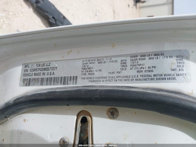 1C6RR7FG5MS577277 RAM 1500 Classic Tradesman  4x4 6'4 Box