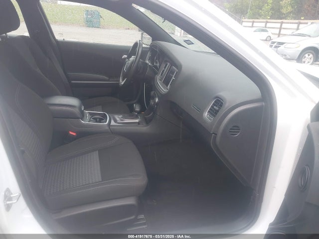 2C3CDXBGXPH550658 Dodge Charger Sxt