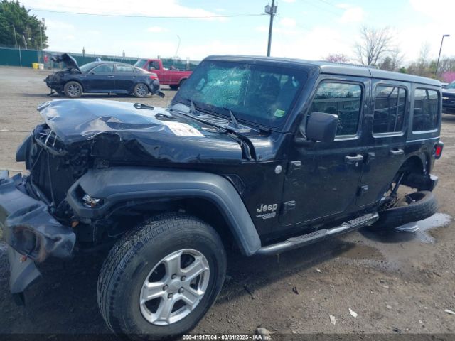 1C4HJXDG3JW274615 Jeep Wrangler Unlimited Sport S 4x4