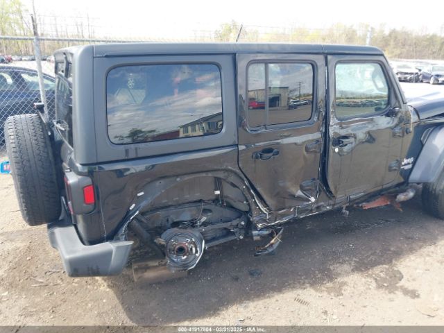 1C4HJXDG3JW274615 Jeep Wrangler Unlimited Sport S 4x4