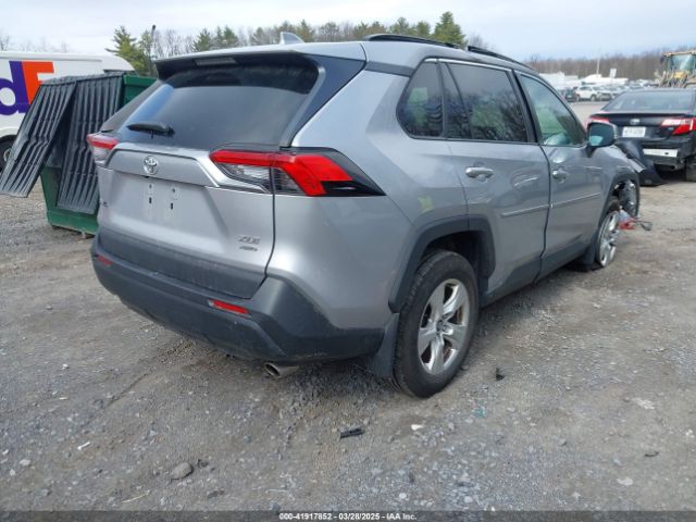 2T3P1RFV1LW128217 Toyota Rav4 Xle