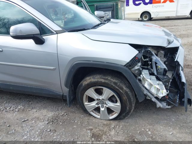 2T3P1RFV1LW128217 Toyota Rav4 Xle