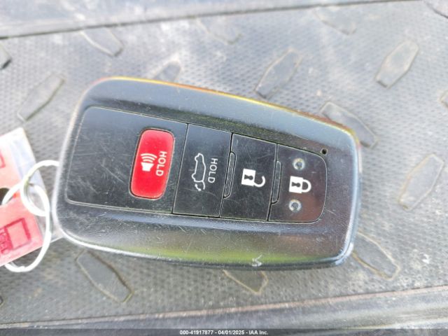 JTMRWRFV1KD009105 Toyota Rav4 Hybrid Xle