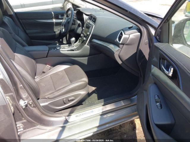 1N4AA6AV9KC379893 Nissan Maxima 3.5 Sl
