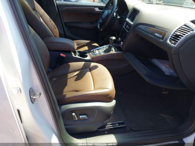 WA1LFAFP7FA063194 Audi Q5 2.0t Premium
