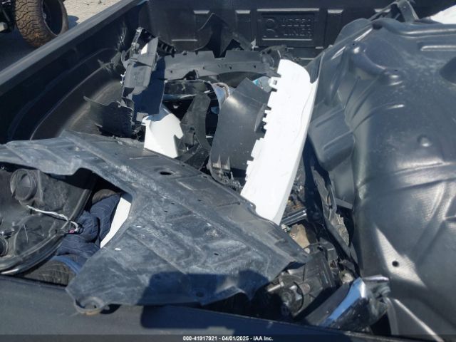 1C6RR6TT4KS613095 RAM 1500 Classic Big Horn  4x2 6'4 Box