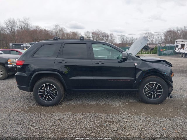 1C4RJFLT8MC589221 Jeep Grand Cherokee Trailhawk 4x4