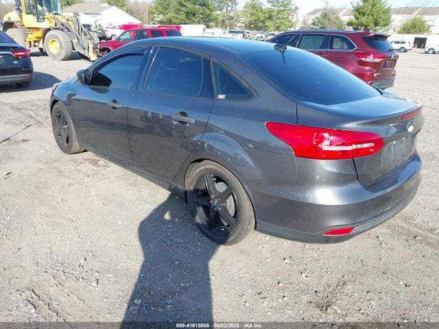1FADP3E27GL240895 Ford FOCUS S
