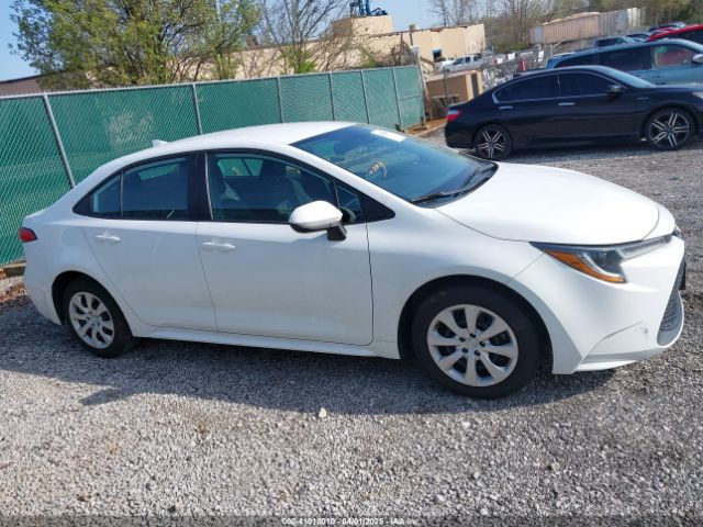 5YFEPMAE1MP165473 Toyota COROLLA LE