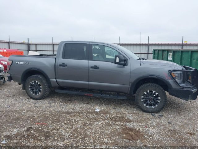 1N6AA1ED3MN531332 Nissan Titan Pro-4x 4x4