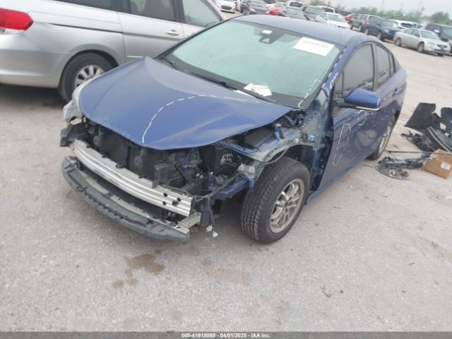 JTDKARFU4J3064739 Toyota Prius Four