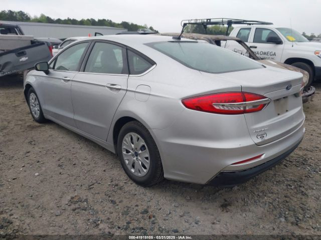 3FA6P0G71KR126921 Ford FUSION S