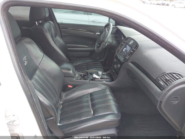 Chrysler 300 300s 2018 2C3CCABG2JH269624 Image 5