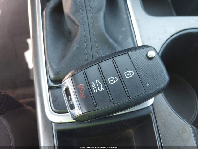 5XXGT4L37KG305015 KIA Optima Lx