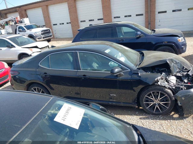 4T1G11AK1MU408163 Toyota CAMRY SE