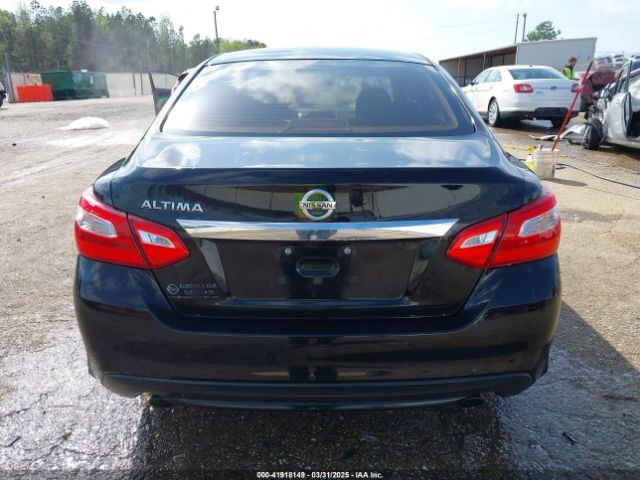 1N4AL3AP2HC177593 Nissan Altima 2.5 S