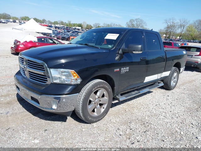 1C6RR7TT7KS702732 RAM 1500 Classic Big Horn  4x4 6'4 Box