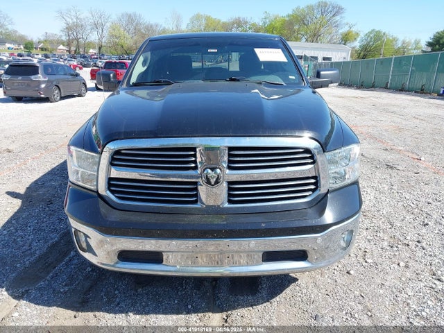 1C6RR7TT7KS702732 RAM 1500 Classic Big Horn  4x4 6'4 Box