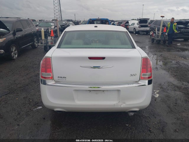 2C3CCAAG2EH264835 Chrysler 300