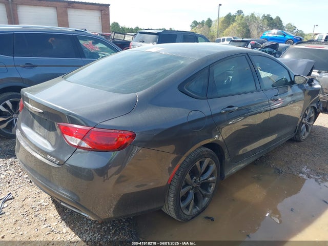 Chrysler 200 S 2015 1C3CCCDG5FN644378 Image 4