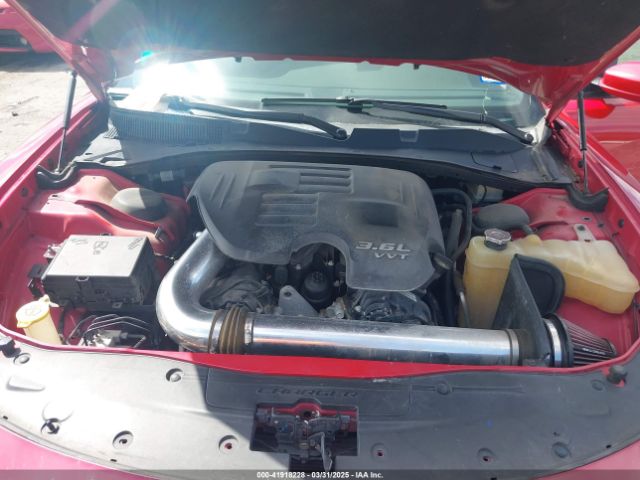 2C3CDXHG2GH132909 Dodge Charger Sxt