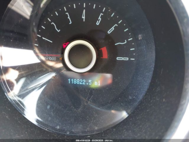 1ZVBP8AM0E5215177 Ford Mustang V6