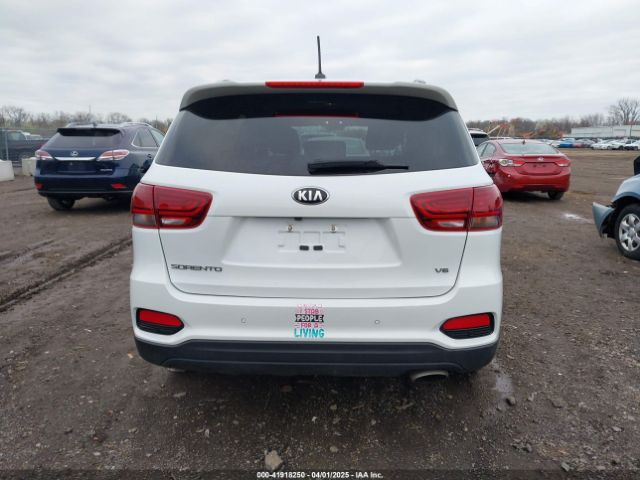5XYPGDA57LG691635 KIA Sorento 3.3l S