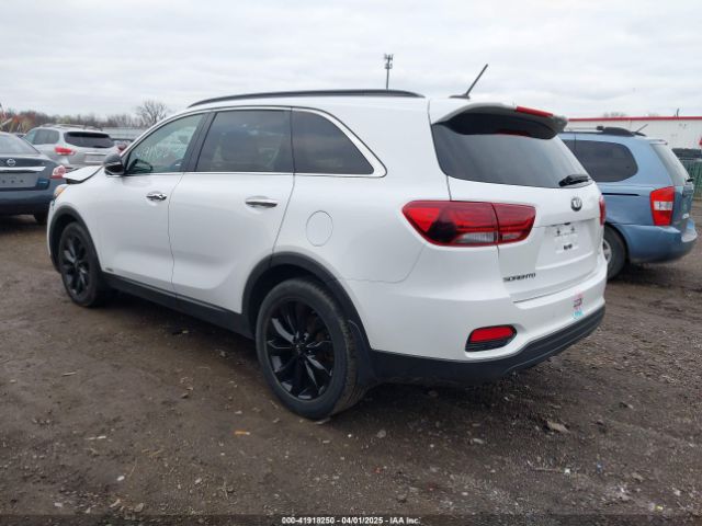 5XYPGDA57LG691635 KIA Sorento 3.3l S
