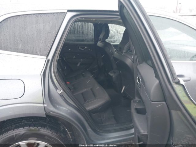 YV4102RK1M1845912 Volvo Xc60 T5 Momentum