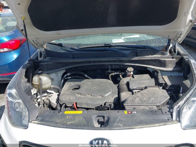 KNDPNCACXJ7321157 KIA Sportage Ex