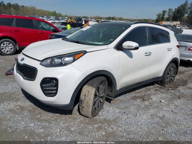 KNDPNCACXJ7321157 KIA Sportage Ex
