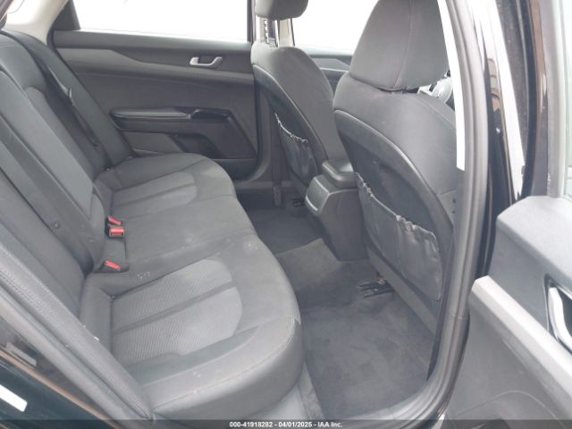5XXG14J2XMG046815 KIA K5 LXS