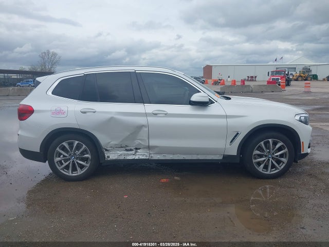 5UXTR7C5XKLR51552 BMW X3 Sdrive30i