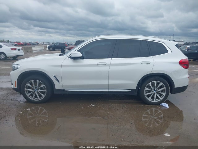5UXTR7C5XKLR51552 BMW X3 Sdrive30i